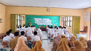 Kepala Baru SMA Negeri 1 Pakong Pamekasan Adakan Taaruf dengan Siswa